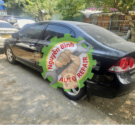 Hình Ảnh Xử Lý Sự Cố Xe Ô Tô Nhanh Chóng Tại Hiện Trường